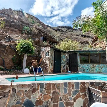 Accommodatie bij particulieren Friends'bed-room In Quiet Montain - Swimming Pool, Jacuzzi, Tv Outdoor - La Lezardiere