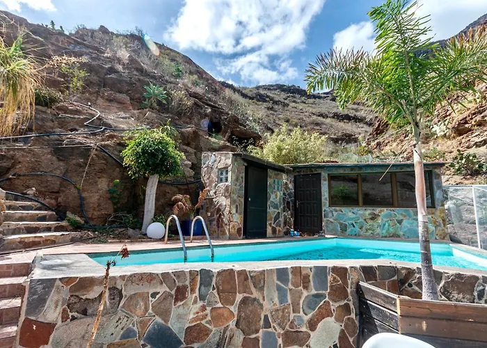 Kwatera prywatna Friends'bed-room In Quiet Montain - Swimming Pool, Jacuzzi, Tv Outdoor - La Lezardiere