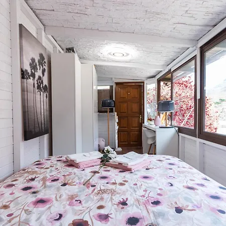 Friends'bed-room In Quiet Montain - Swimming Pool, Jacuzzi, Tv Outdoor - La Lezardiere ホームステイ ラスパルマス・デ・グランカナリア